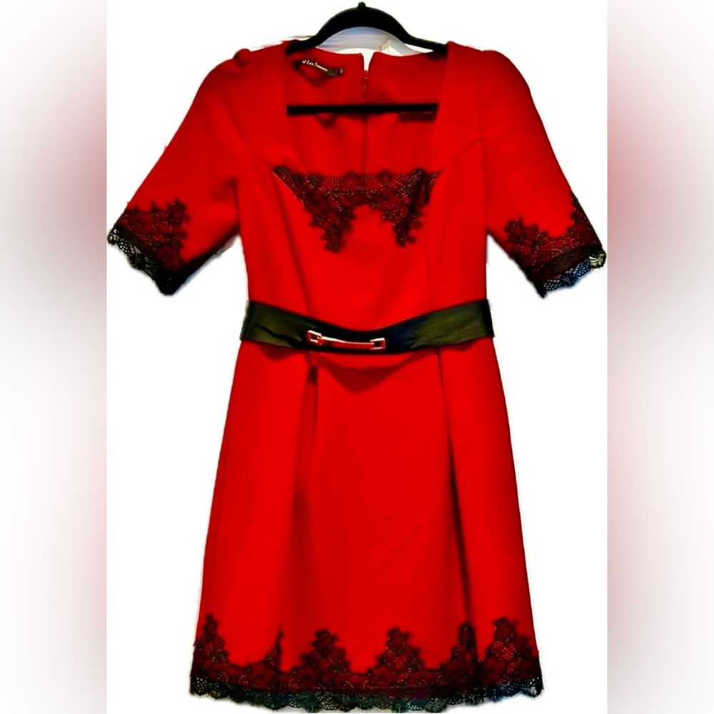 W Les Femmes, chic red dress with black lace y.